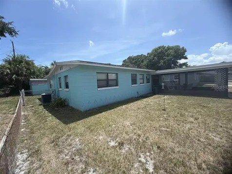 209 Palm Place Sanford FL 32773