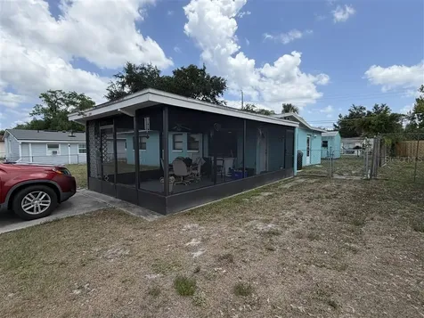 209 Palm Place Sanford FL 32773
