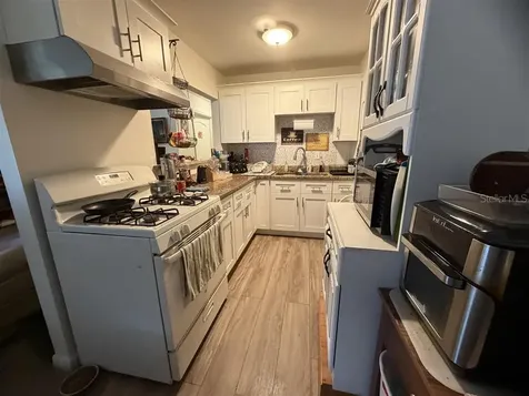 209 Palm Place Sanford FL 32773