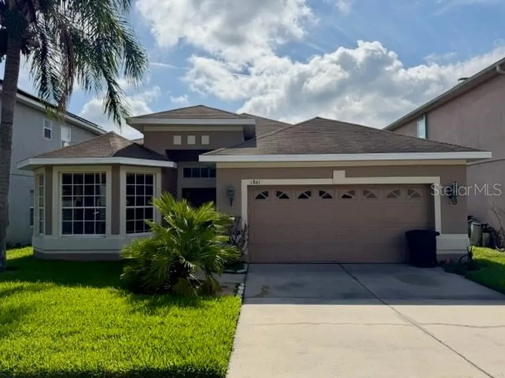 1841 Lakelet Loop Oviedo FL 32765