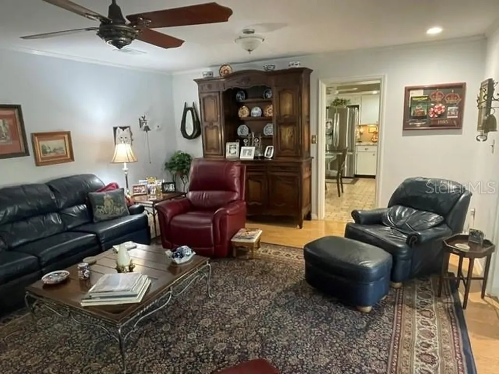 130 Springwood Trail Altamonte Springs FL 32714