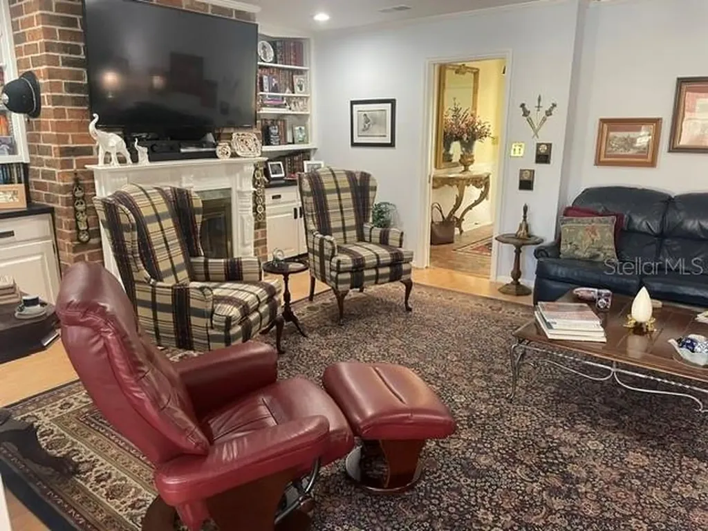 130 Springwood Trail Altamonte Springs FL 32714