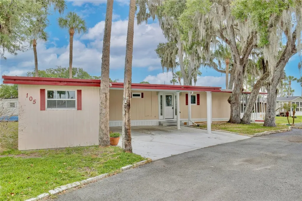 105 Canal View Eustis FL 32726