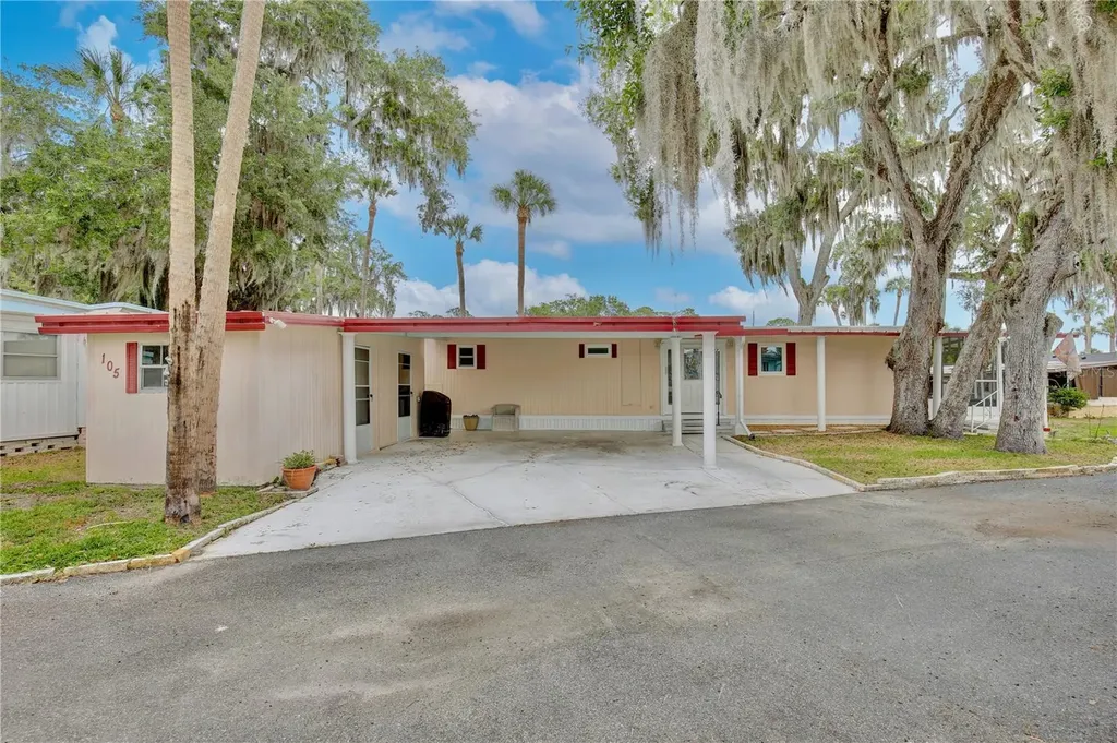 105 Canal View Eustis FL 32726