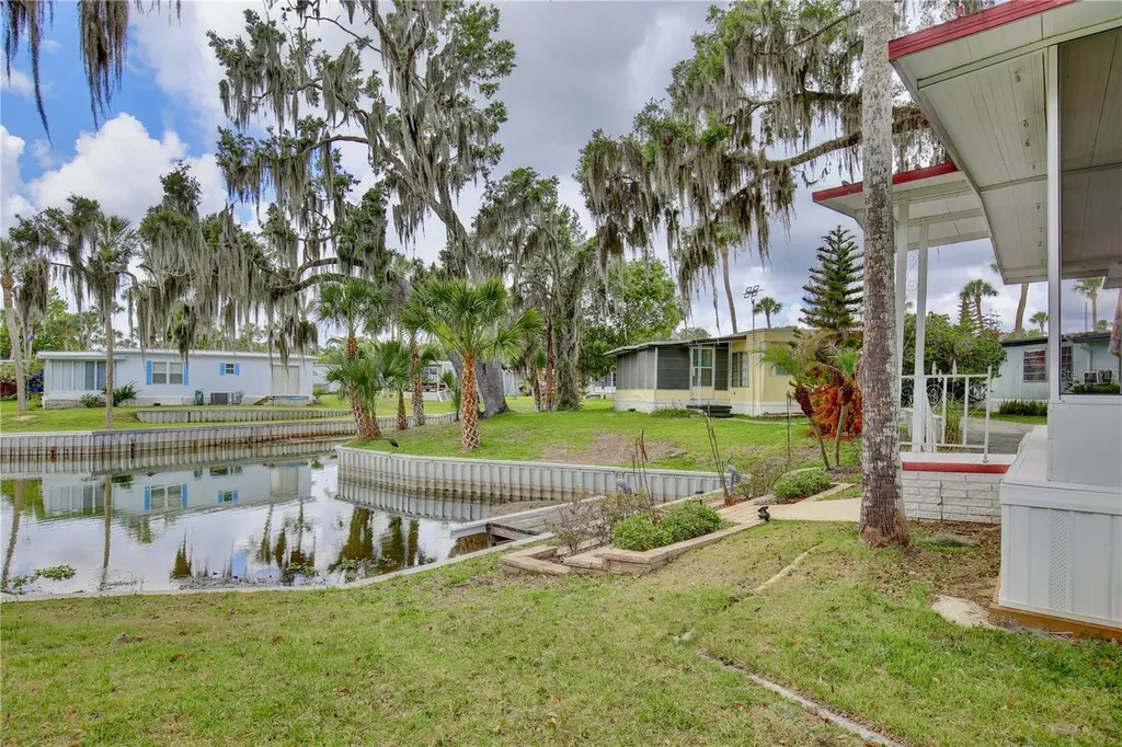 105 Canal View Eustis FL 32726
