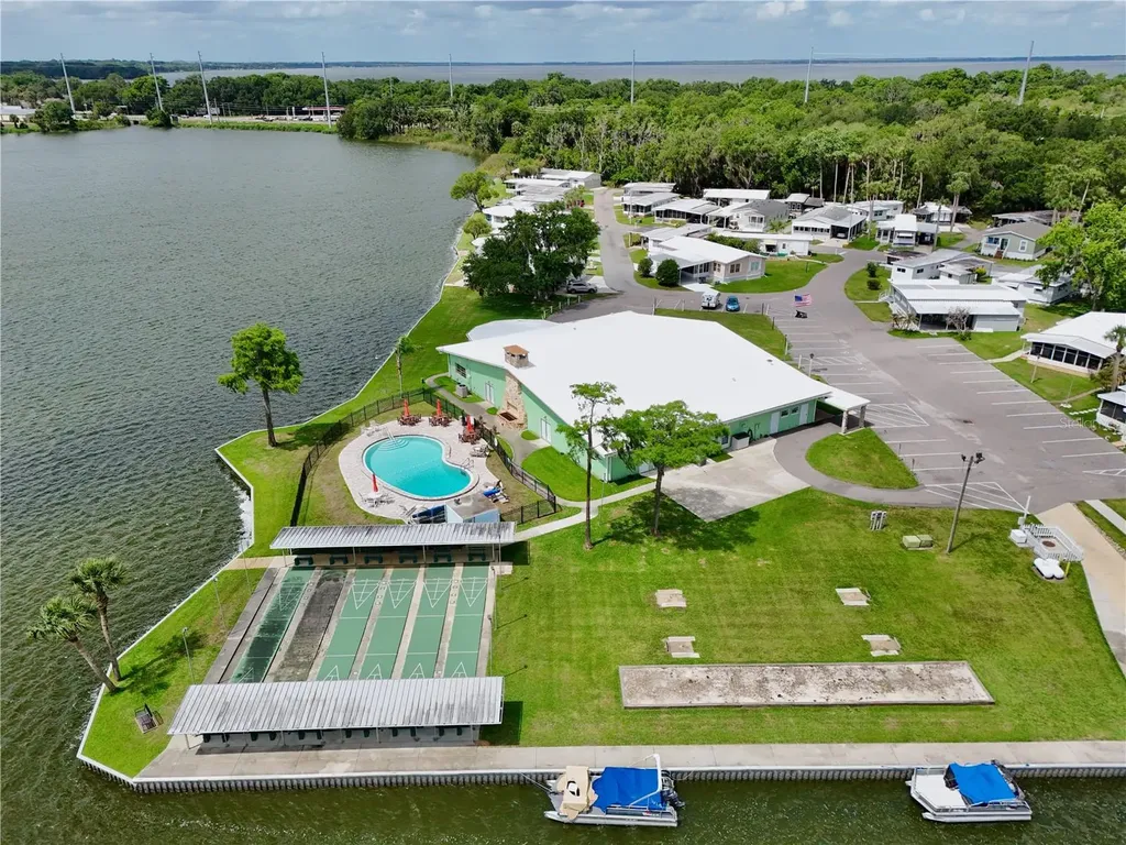 105 Canal View Eustis FL 32726