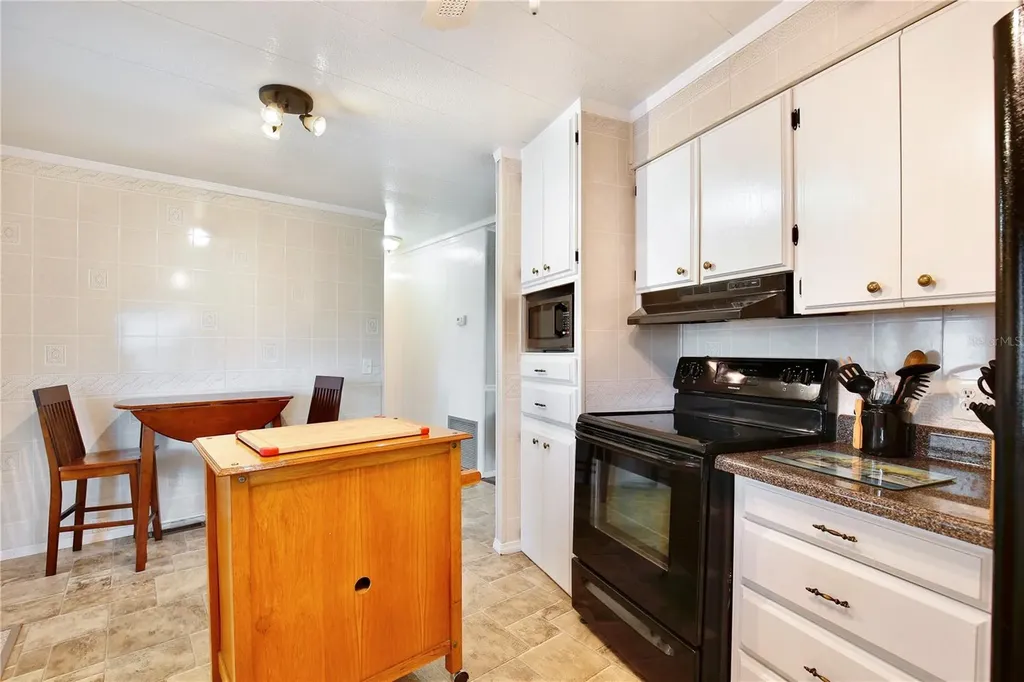 105 Canal View Eustis FL 32726
