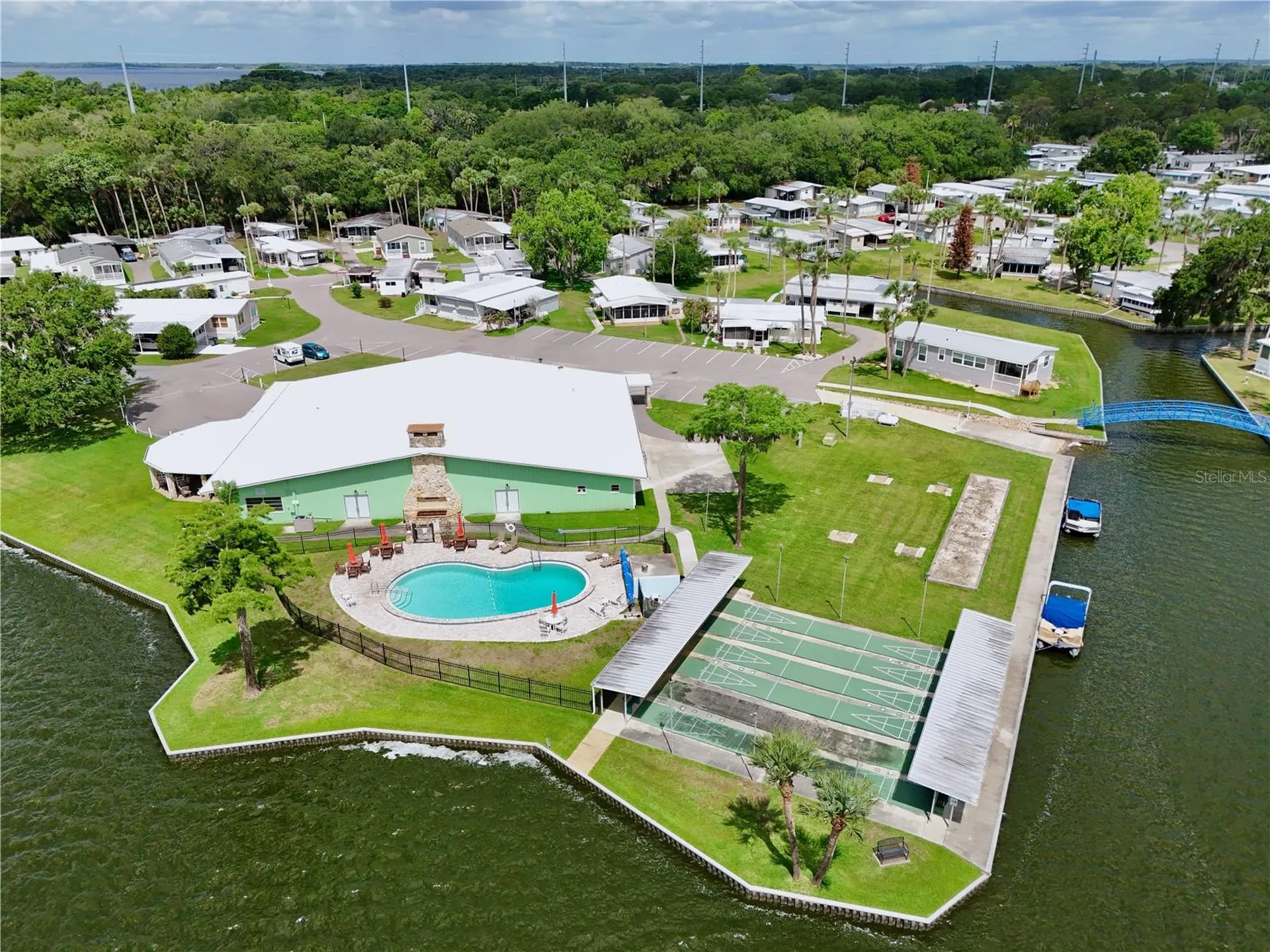105 Canal View Eustis FL 32726