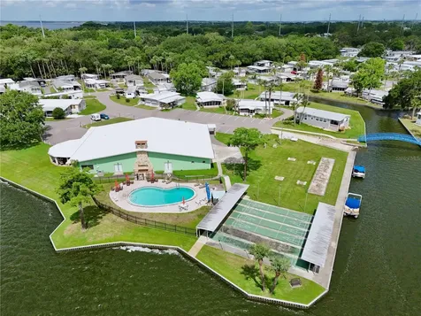 105 Canal View Eustis FL 32726