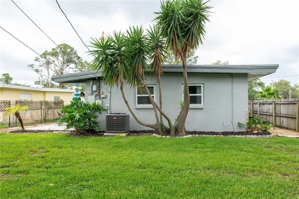 2215 Garfield Drive South Daytona FL 32119