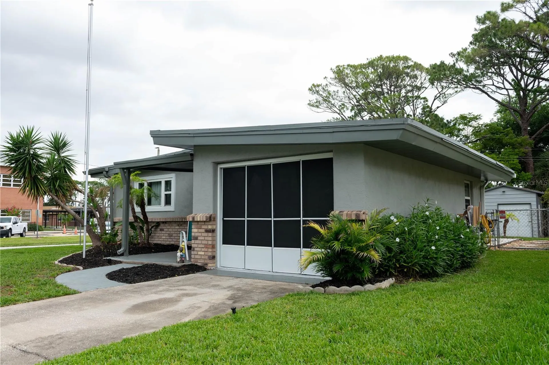 2215 Garfield Drive South Daytona FL 32119