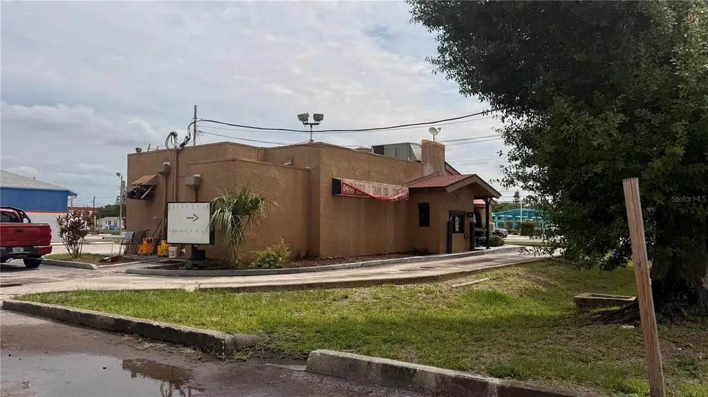 5600 66th Street N St Petersburg FL 33709
