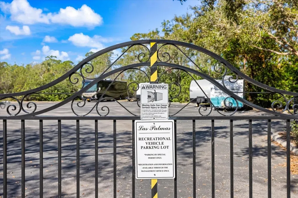 5552 Bentgrass Drive Sarasota FL 34235