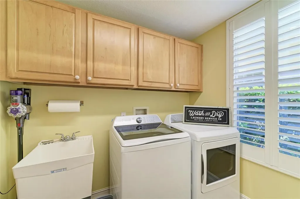 308 10th Avenue E Palmetto FL 34221
