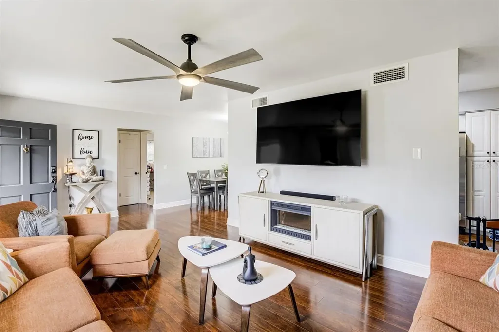 1636 Leisure Drive Clearwater FL 33756