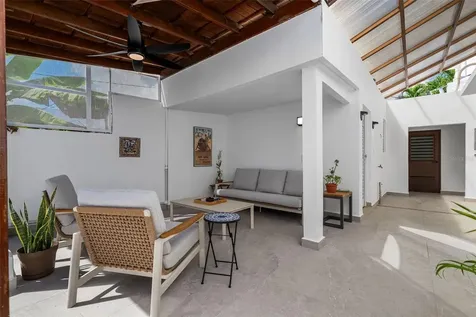2212 General Del Valle San Juan PR 00913