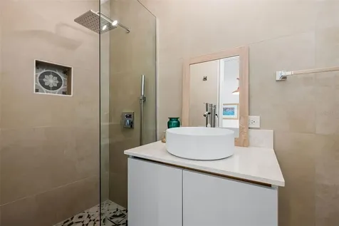 2212 General Del Valle San Juan PR 00913