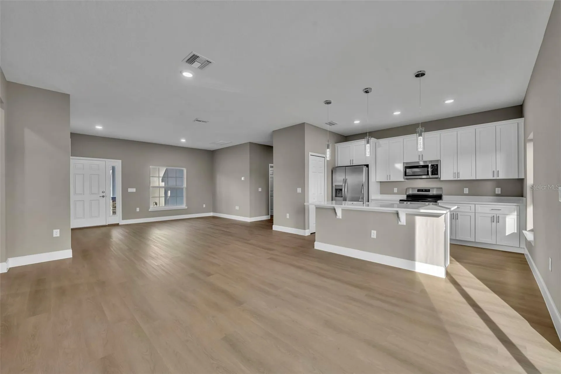 814 Price Court Deltona FL 32738