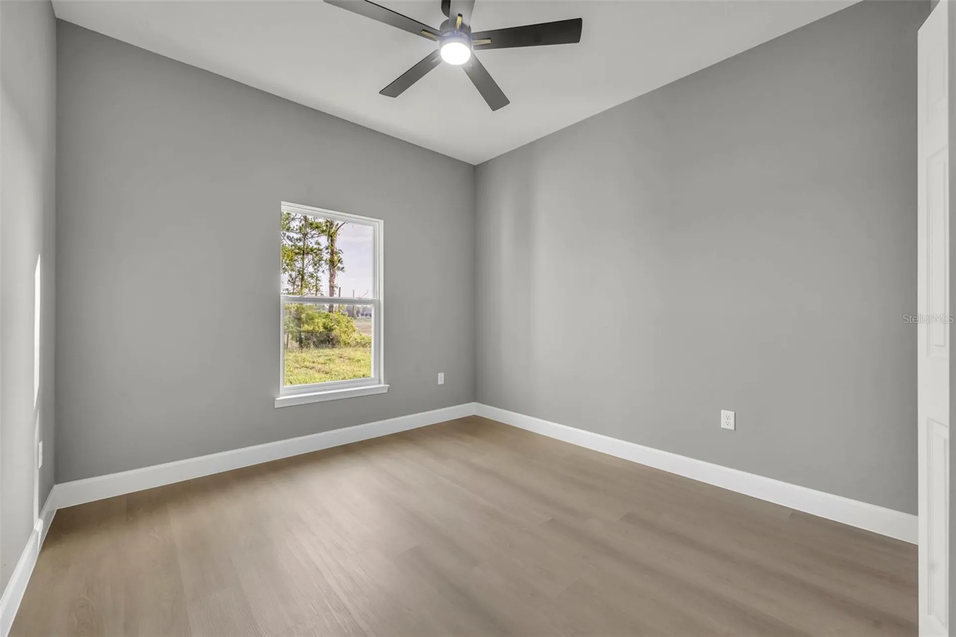 814 Price Court Deltona FL 32738