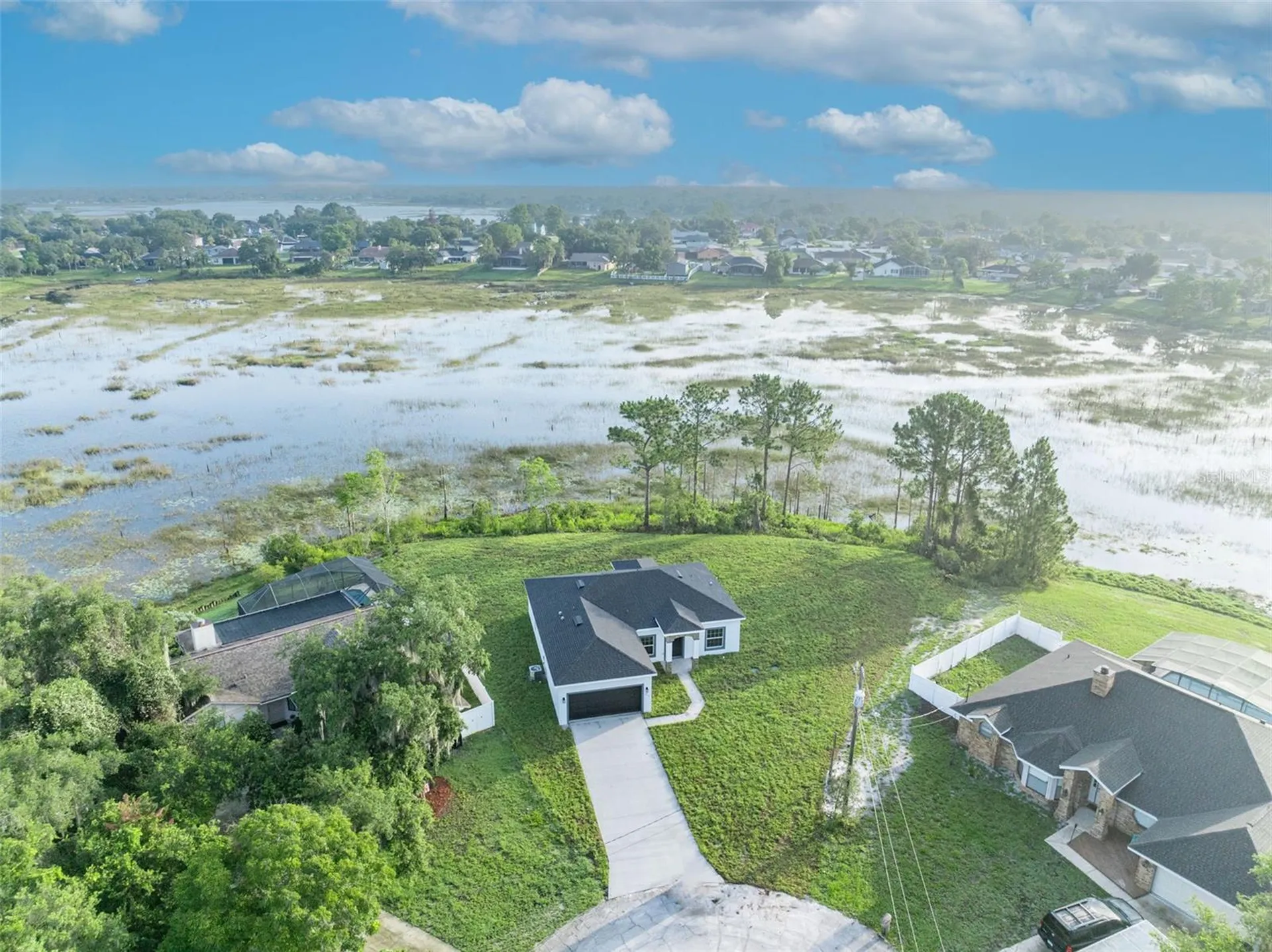 814 Price Court Deltona FL 32738