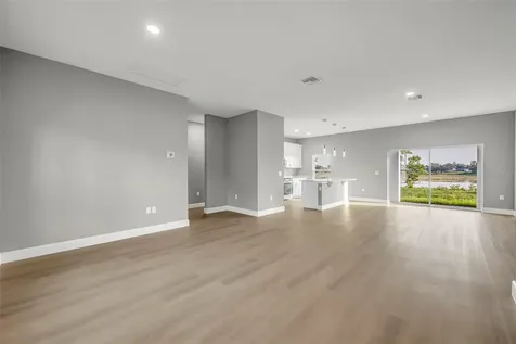 814 Price Court Deltona FL 32738