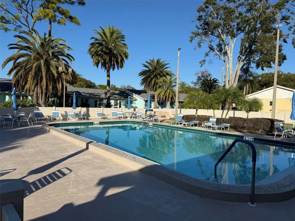 2465 Northside Drive Clearwater FL 33761