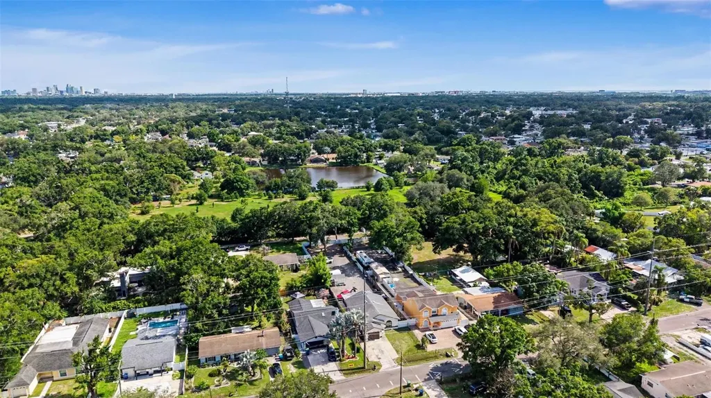 1900 W Kirby Street Tampa FL 33604