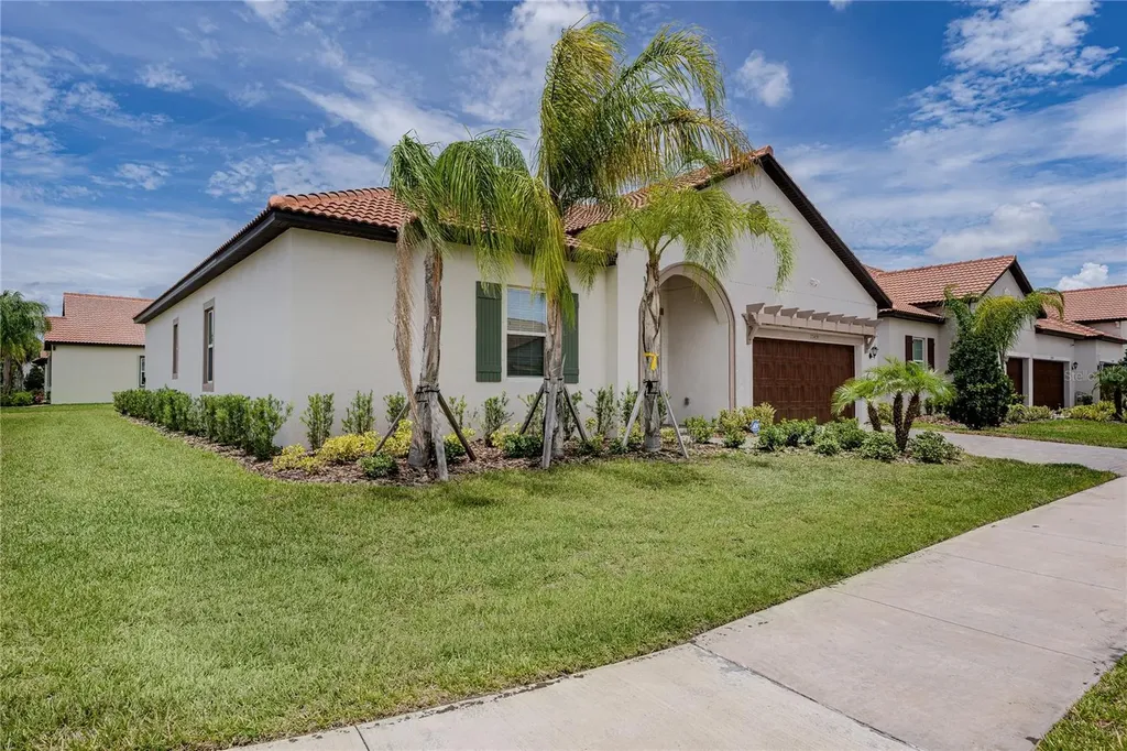 17439 Holly Well Avenue Wimauma FL 33598