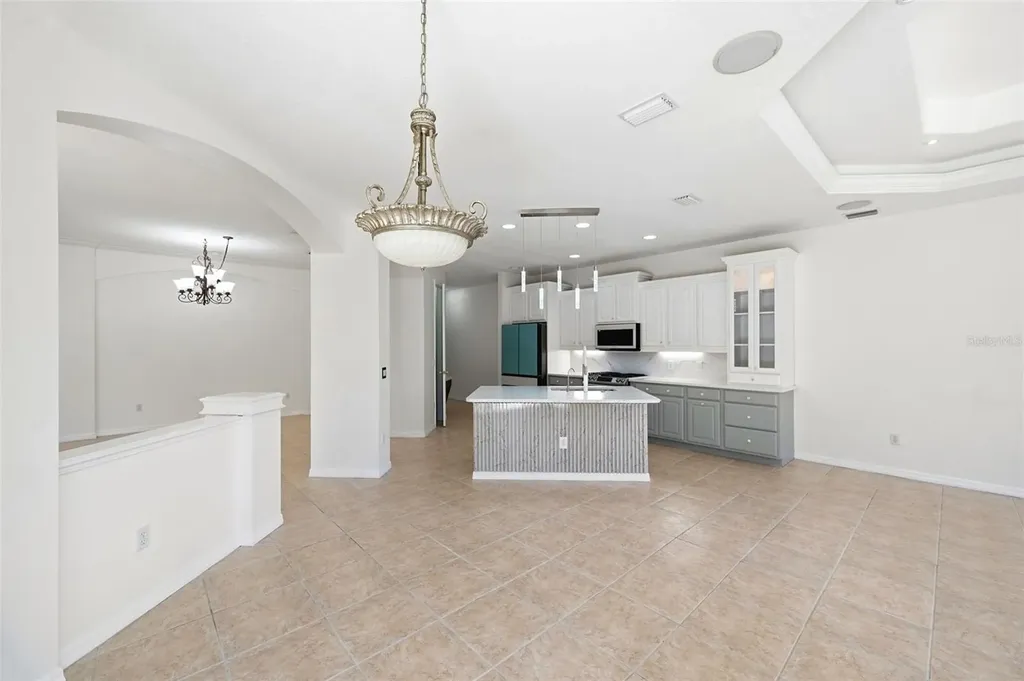 6611 Chickadee Lane Bradenton FL 34202