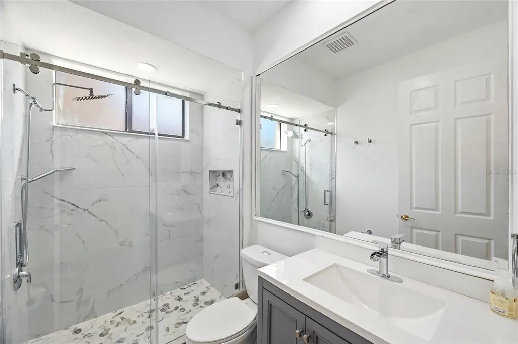 6611 Chickadee Lane Bradenton FL 34202