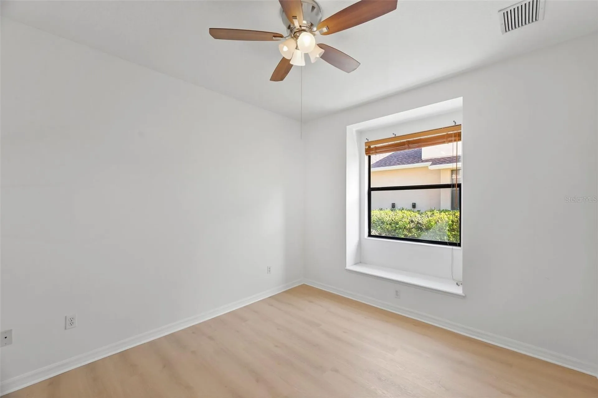 6611 Chickadee Lane Bradenton FL 34202