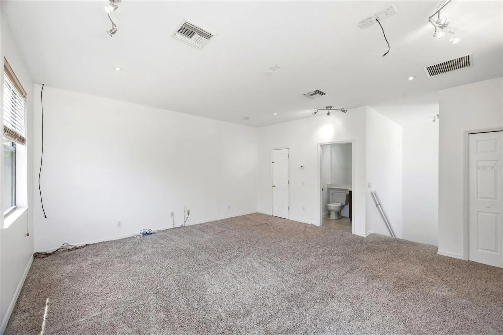 6611 Chickadee Lane Bradenton FL 34202