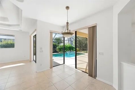 6611 Chickadee Lane Bradenton FL 34202