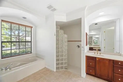 6611 Chickadee Lane Bradenton FL 34202