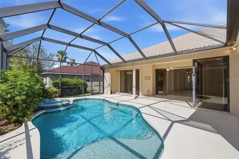 6611 Chickadee Lane Bradenton FL 34202