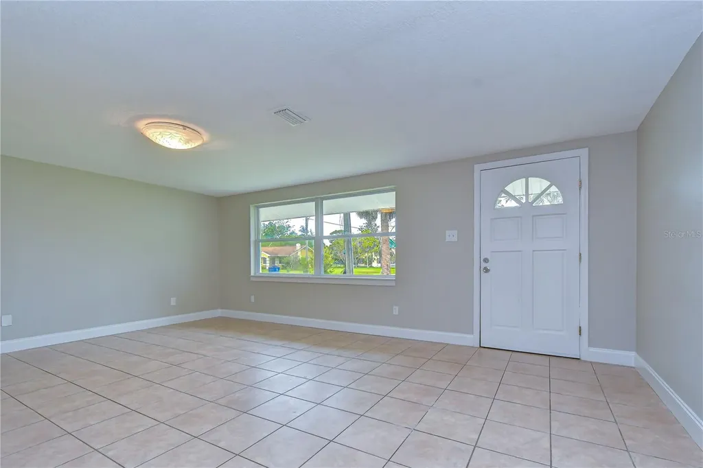 204 7th Street SW Ruskin FL 33570