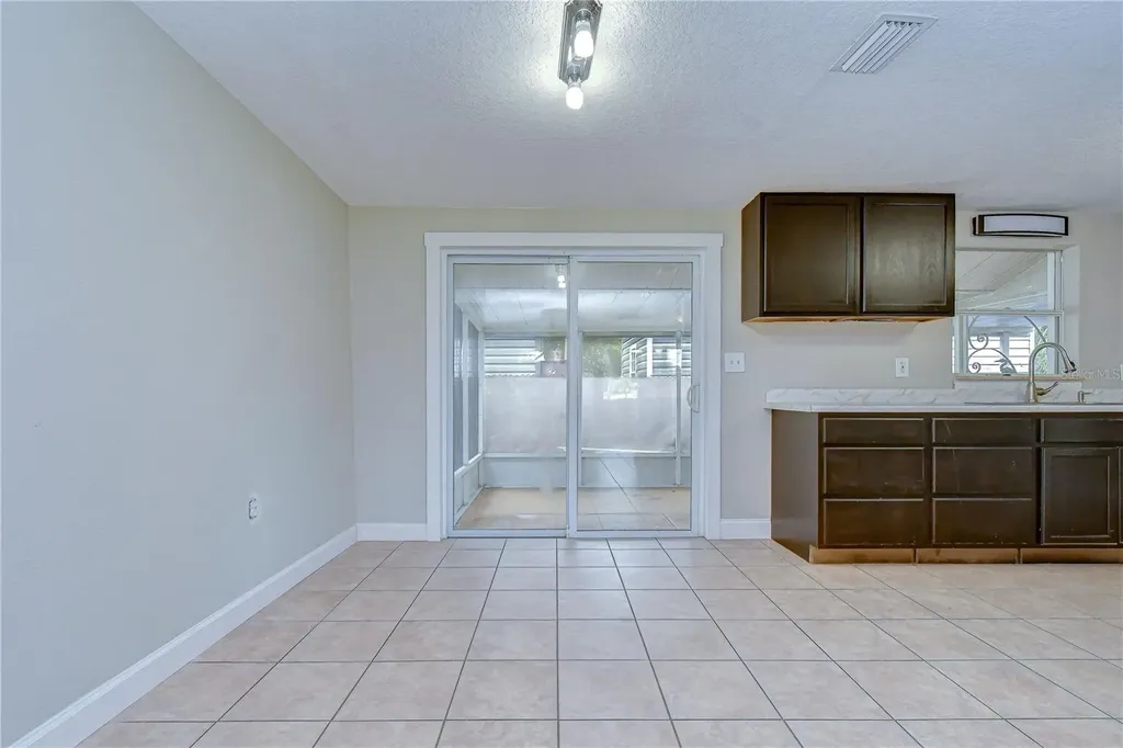204 7th Street SW Ruskin FL 33570