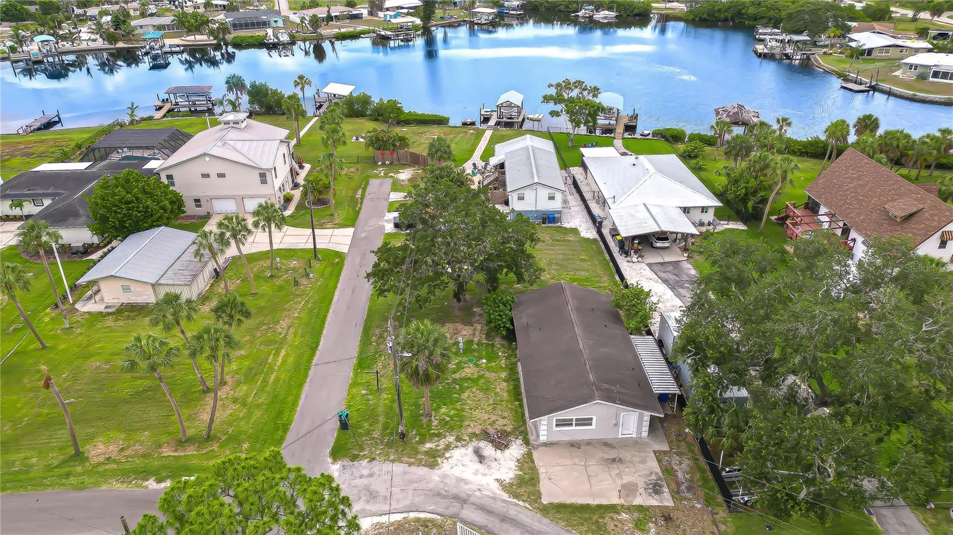 204 7th Street SW Ruskin FL 33570
