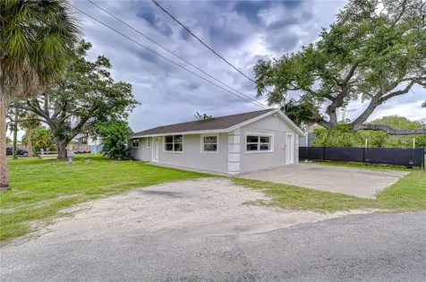 204 7th Street SW Ruskin FL 33570