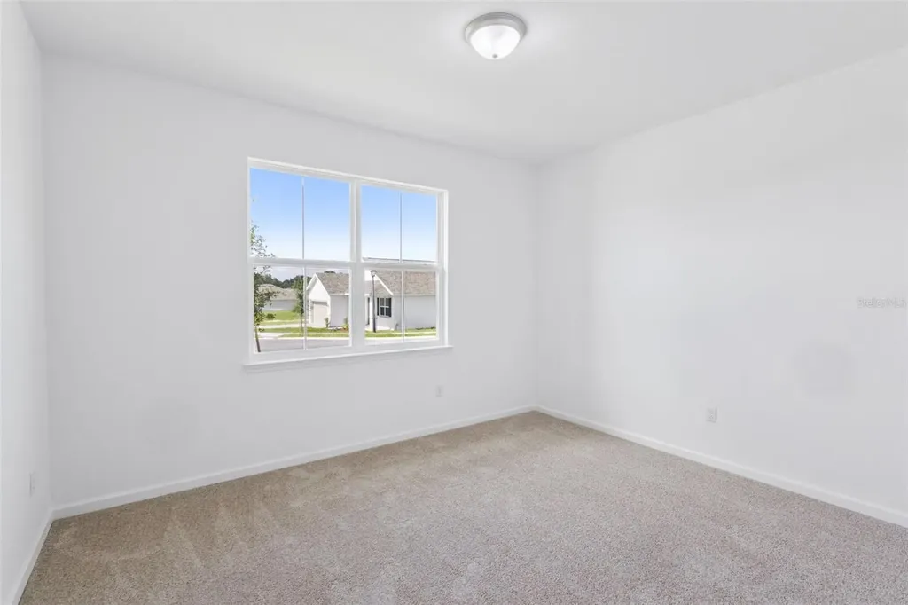 3712 Watercliff Circle Grand Island FL 32735