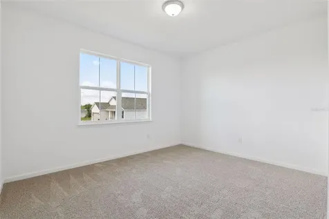 3712 Watercliff Circle Grand Island FL 32735