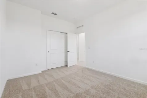 3712 Watercliff Circle Grand Island FL 32735