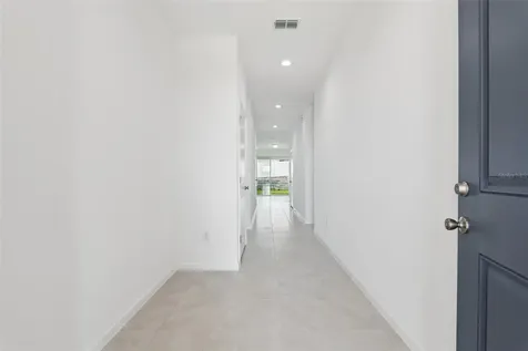 3712 Watercliff Circle Grand Island FL 32735