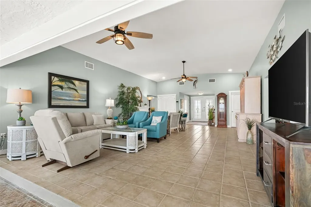 604 Poinsettia Avenue Ellenton FL 34222