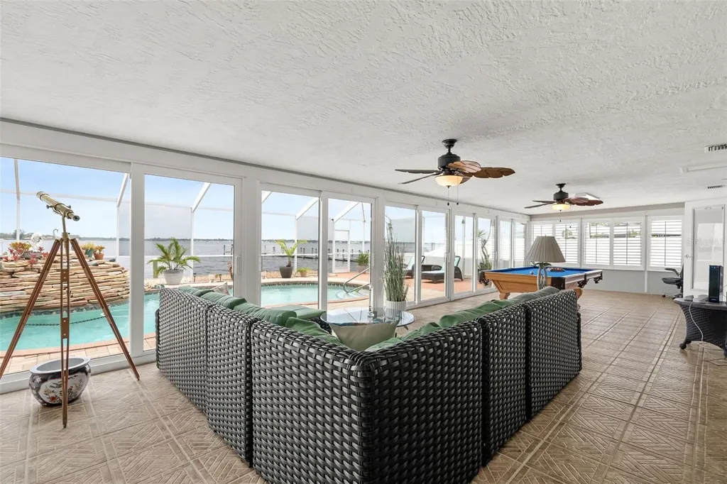 604 Poinsettia Avenue Ellenton FL 34222