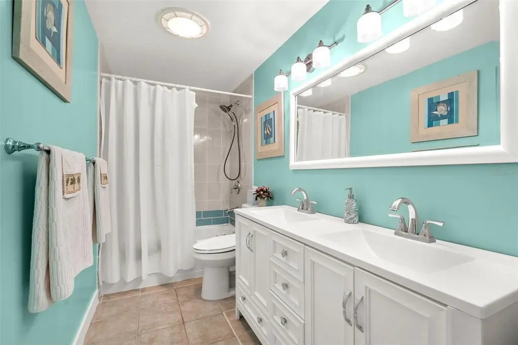 604 Poinsettia Avenue Ellenton FL 34222