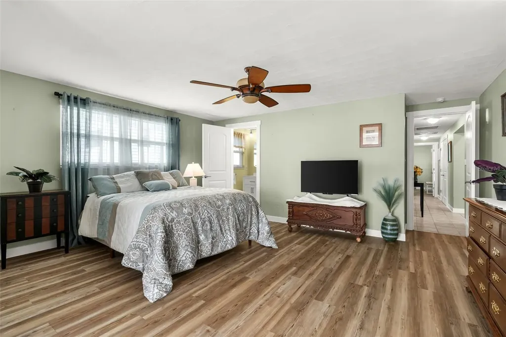 604 Poinsettia Avenue Ellenton FL 34222