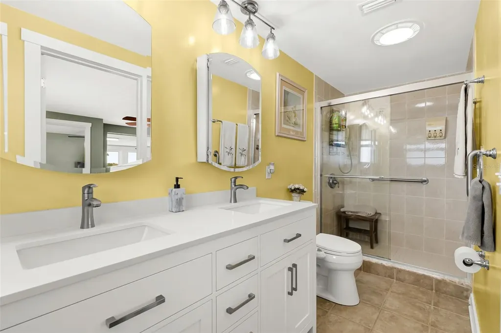 604 Poinsettia Avenue Ellenton FL 34222