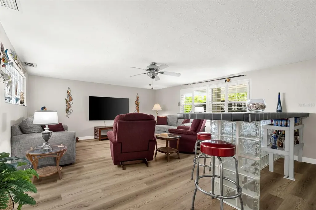 604 Poinsettia Avenue Ellenton FL 34222