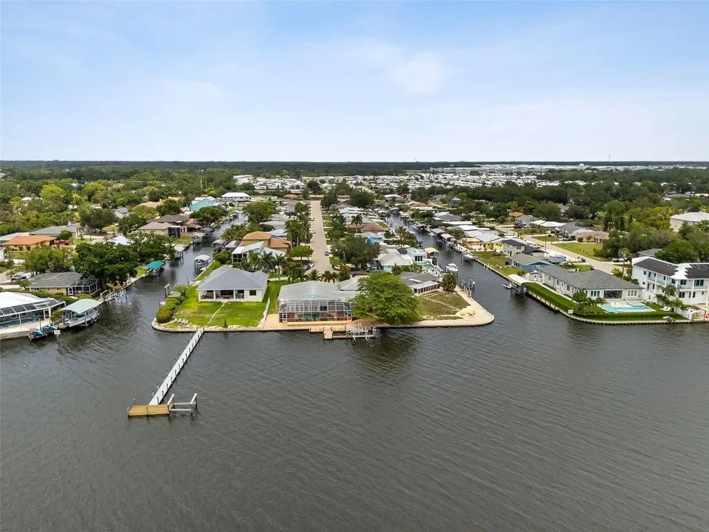 604 Poinsettia Avenue Ellenton FL 34222